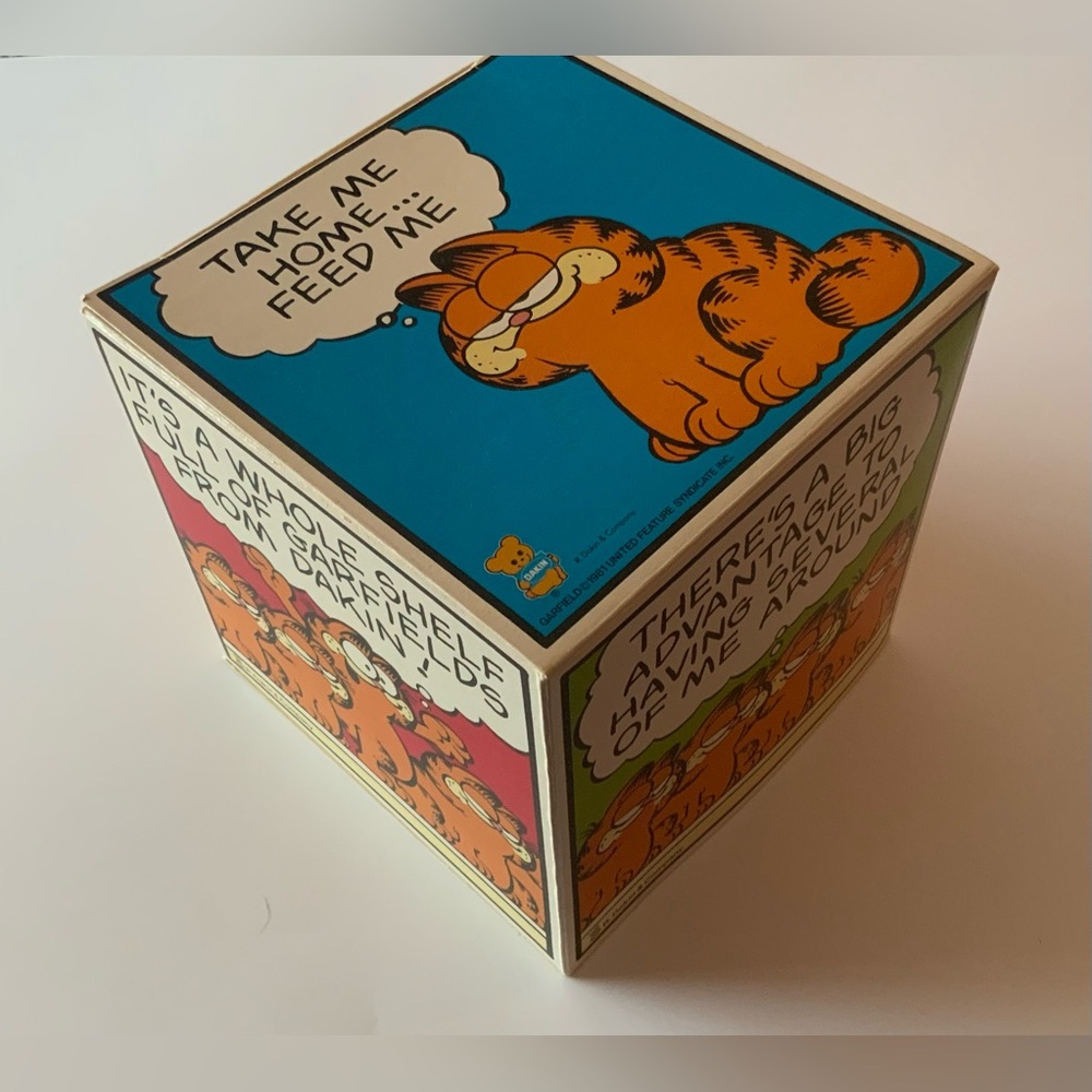 Vintage Garfield Kids Cube Box RARE